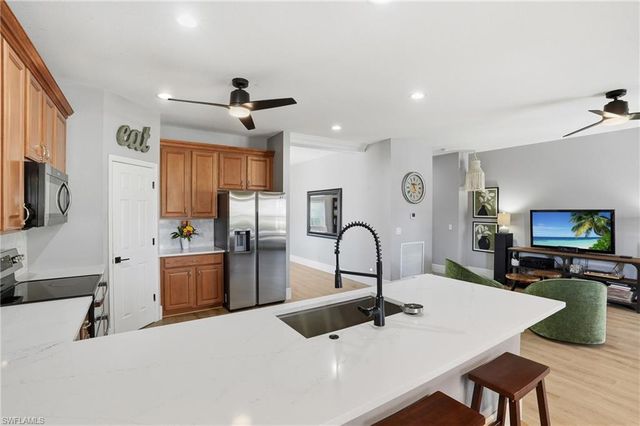 2649 Citrus Key Lime CT, Naples, FL 34120