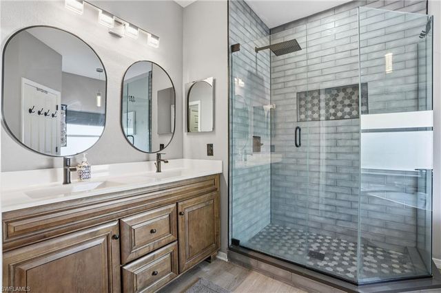 2649 Citrus Key Lime CT, Naples, FL 34120