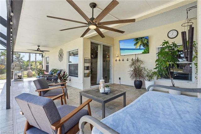 2649 Citrus Key Lime CT, Naples, FL 34120