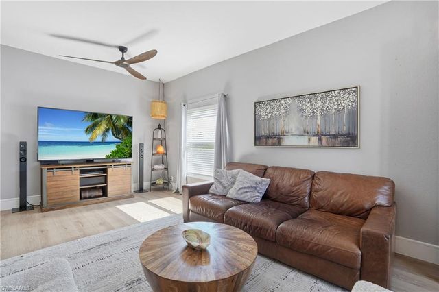 2649 Citrus Key Lime CT, Naples, FL 34120