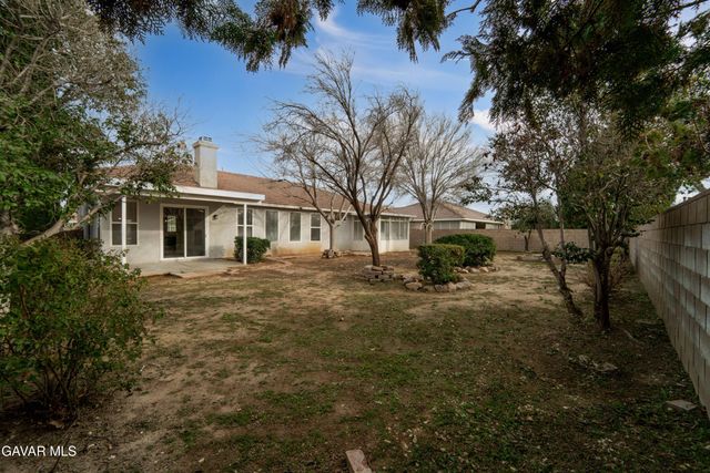 43323 Honeybee Lane, Lancaster, CA 93536