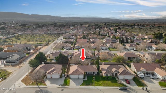 43323 Honeybee Lane, Lancaster, CA 93536