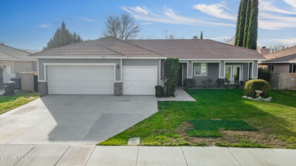 43323 Honeybee Lane, Lancaster, CA 93536