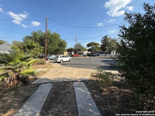 515 Bangor, San Antonio, TX 78228
