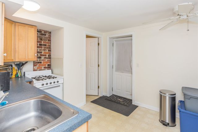 151 High Street, Portsmouth, NH 03801