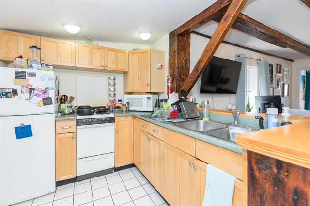 151 High Street, Portsmouth, NH 03801