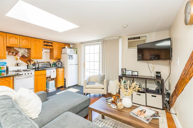 151 High Street, Portsmouth, NH 03801