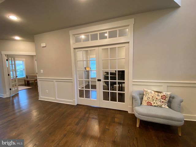 2233 N UNDERWOOD ST, Falls Church, VA 22043