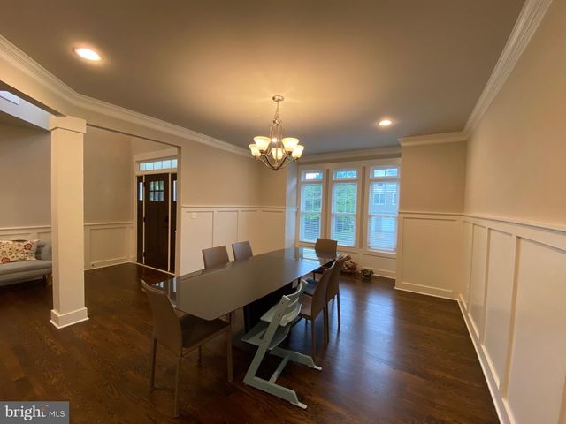 2233 N UNDERWOOD ST, Falls Church, VA 22043