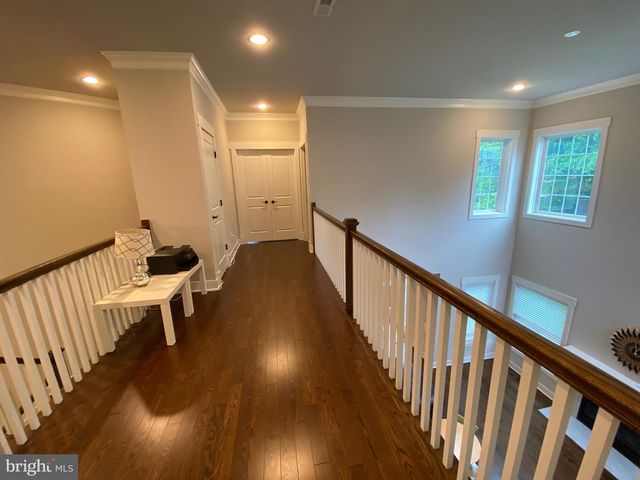 2233 N UNDERWOOD ST, Falls Church, VA 22043