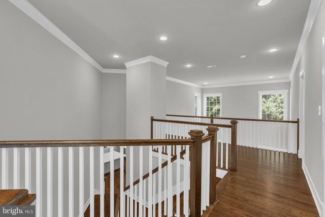 2233 N UNDERWOOD ST, Falls Church, VA 22043