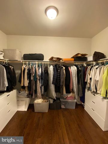 2233 N UNDERWOOD ST, Falls Church, VA 22043