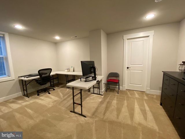 2233 N UNDERWOOD ST, Falls Church, VA 22043