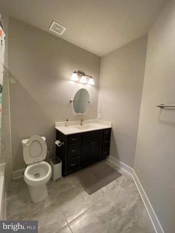 2233 N UNDERWOOD ST, Falls Church, VA 22043