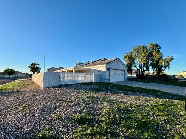 7733 S Valley Parkway Court, Mohave Valley, AZ 86440