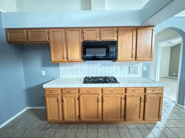 7733 S Valley Parkway Court, Mohave Valley, AZ 86440