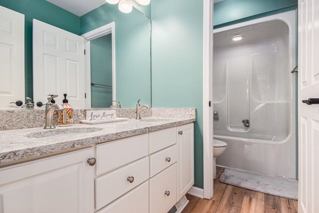 3621 Oak Ridge Drive, Elkhart, IN 46517