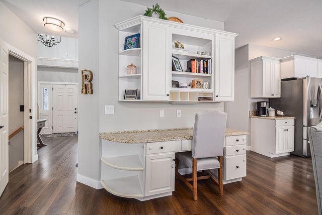 3621 Oak Ridge Drive, Elkhart, IN 46517