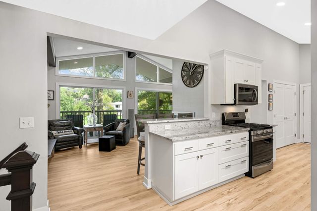 230 Maple Island Road, Burnsville, MN 55306