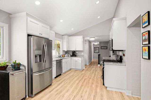 230 Maple Island Road, Burnsville, MN 55306