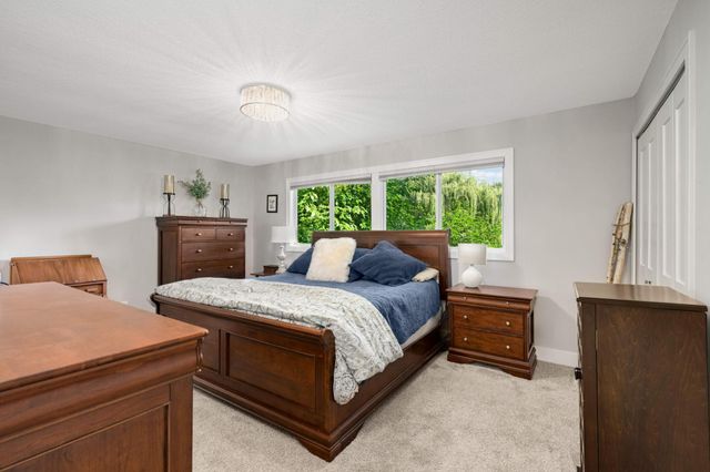 230 Maple Island Road, Burnsville, MN 55306