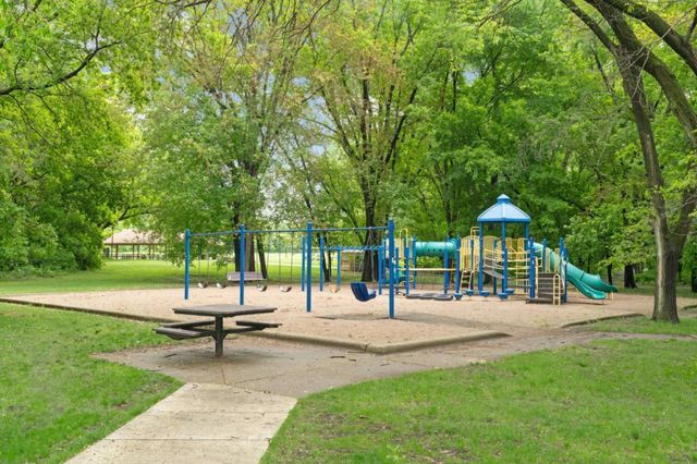 230 Maple Island Road, Burnsville, MN 55306