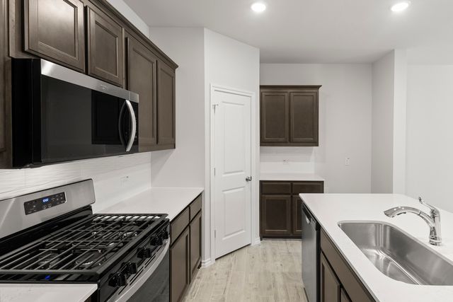 2521 McNally Drive, Mesquite, TX 75149