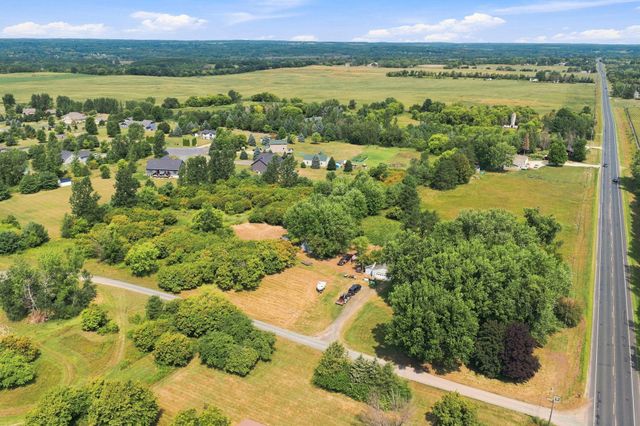 2010 County Road Cc, New Richmond, WI 54017