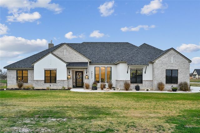 10704 Harvey Ranch Road, College Station, TX 77845