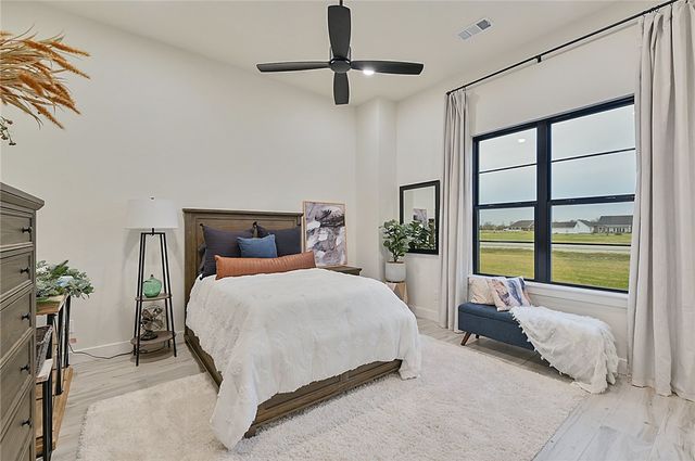 10704 Harvey Ranch Road, College Station, TX 77845