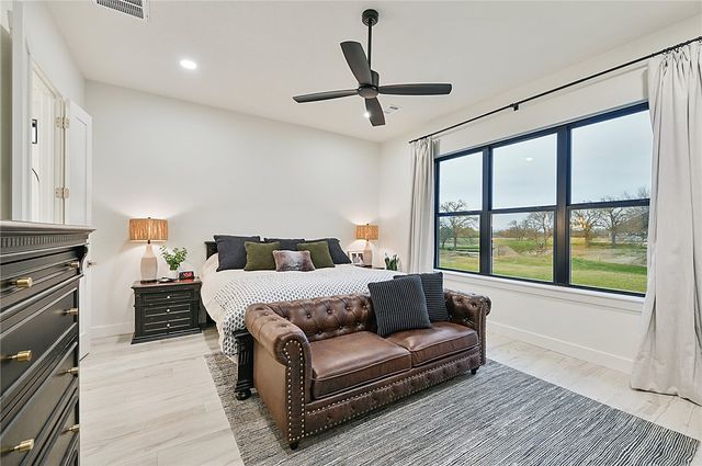 10704 Harvey Ranch Road, College Station, TX 77845