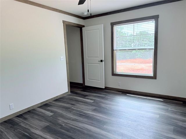 32284 Hwy 59B Highway, Macomb, OK 74852