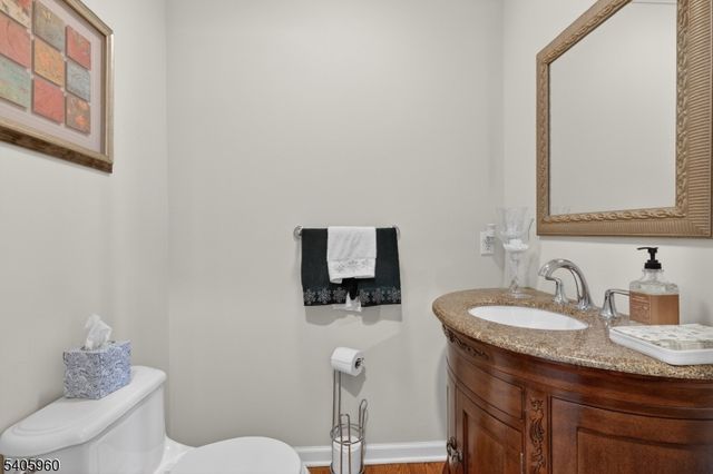 19 Springbrook Rd, Livingston Twp., NJ 07039