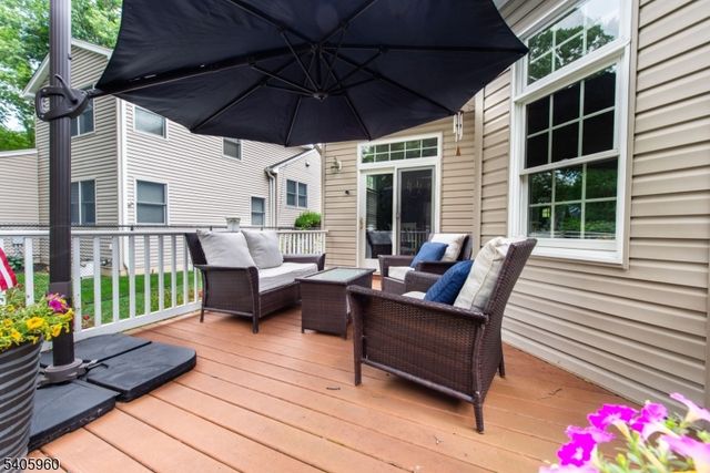 19 Springbrook Rd, Livingston Twp., NJ 07039