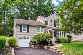 19 Springbrook Rd, Livingston Twp., NJ 07039