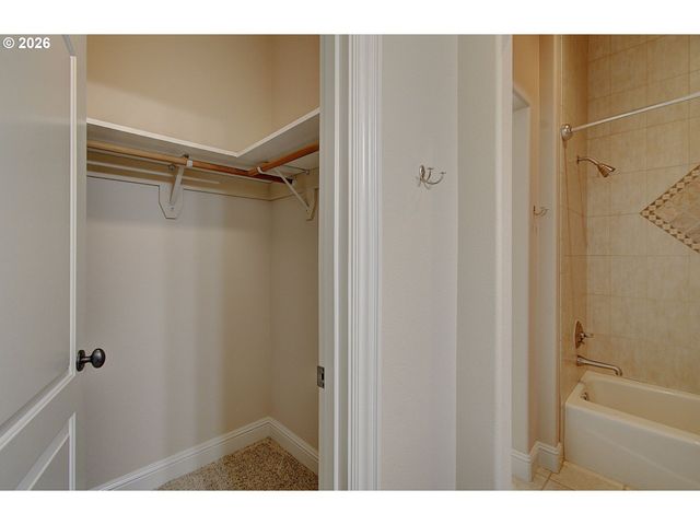 35601 Ne AMMETER Rd, Washougal, WA 98671