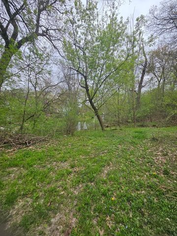 38581 N Hillandale Drive, Spring Grove, IL 60081