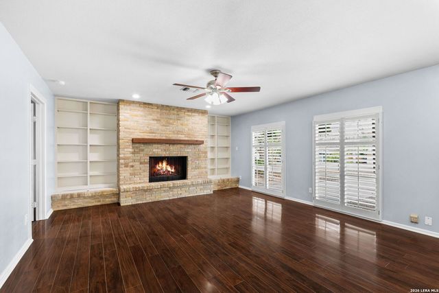 2106 E Lawndale, San Antonio, TX 78209