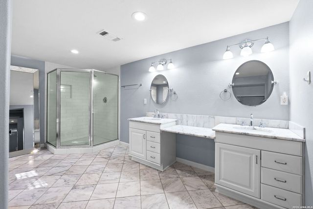 2106 E Lawndale, San Antonio, TX 78209