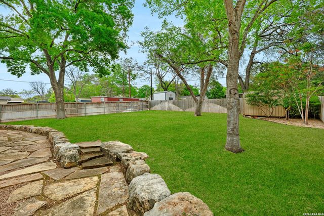 2106 E Lawndale, San Antonio, TX 78209