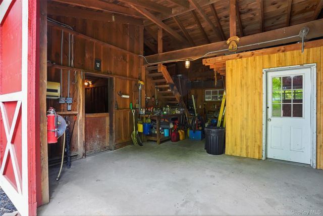 308 Hollow Road, Staatsburg, NY 12580