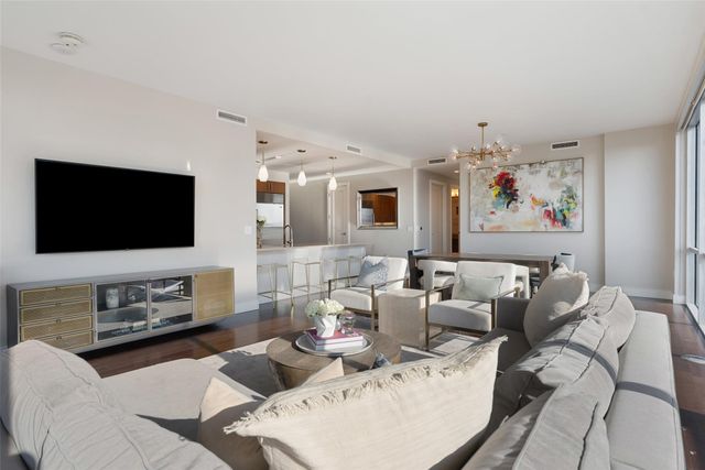 222 West Ave 1901, Austin, TX 78701