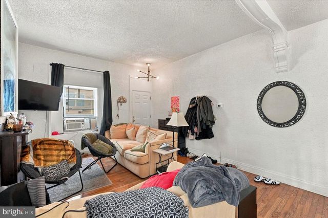 1816 N GRATZ ST, Philadelphia, PA 19121