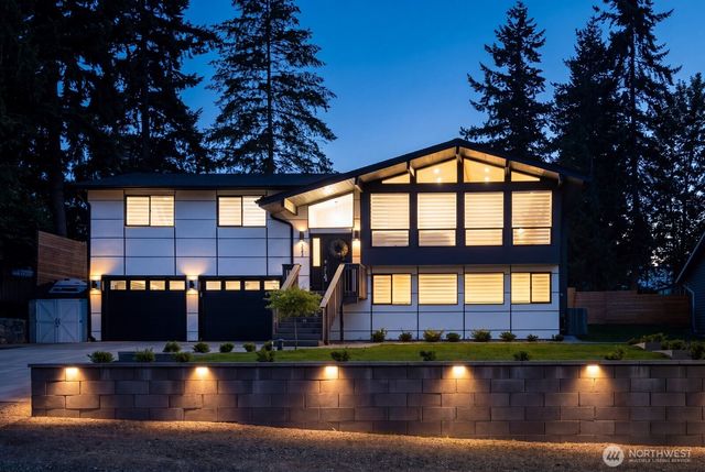 2001 17th Avenue, Milton, WA 98354