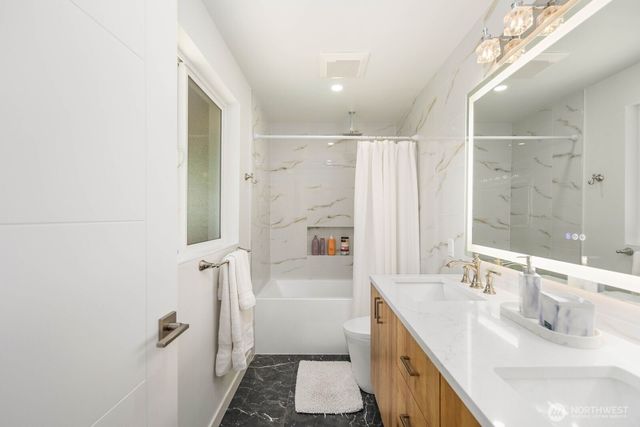2001 17th Avenue, Milton, WA 98354