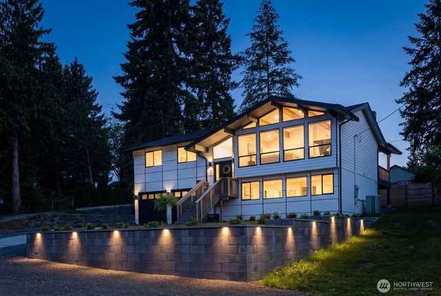 2001 17th Avenue, Milton, WA 98354