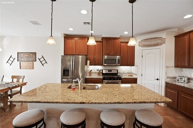 2513 Las Estrellas St, Corpus Christi, TX 78414
