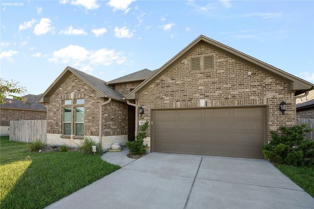 2513 Las Estrellas St, Corpus Christi, TX 78414