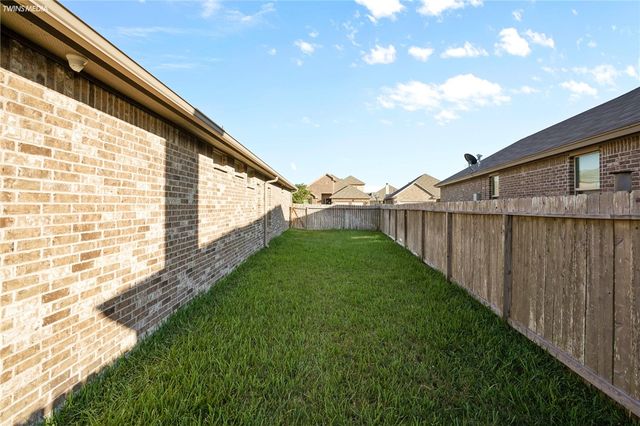 2513 Las Estrellas St, Corpus Christi, TX 78414