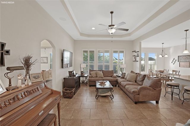2513 Las Estrellas St, Corpus Christi, TX 78414
